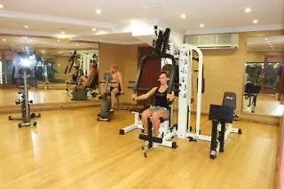 Hotell Mc Park & 4*